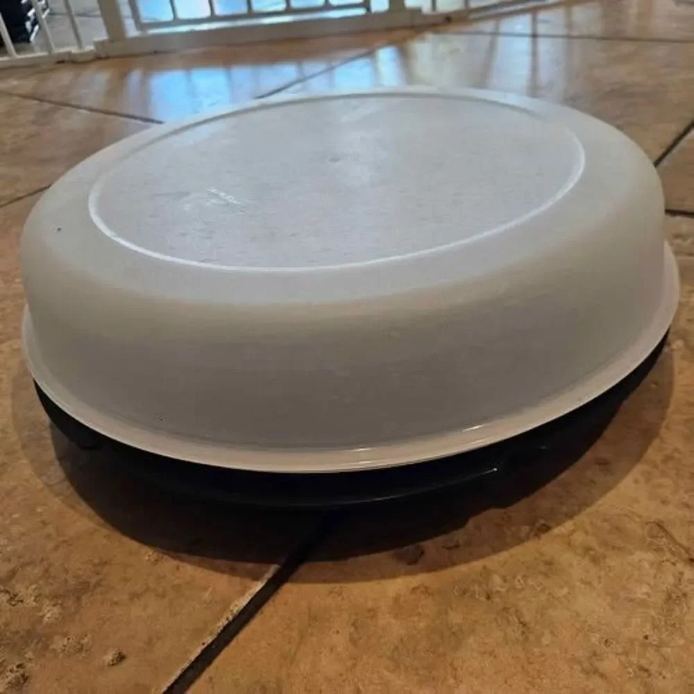 Tupperware Black and Clear Divided Serving Platter with Lid & Dip Cup